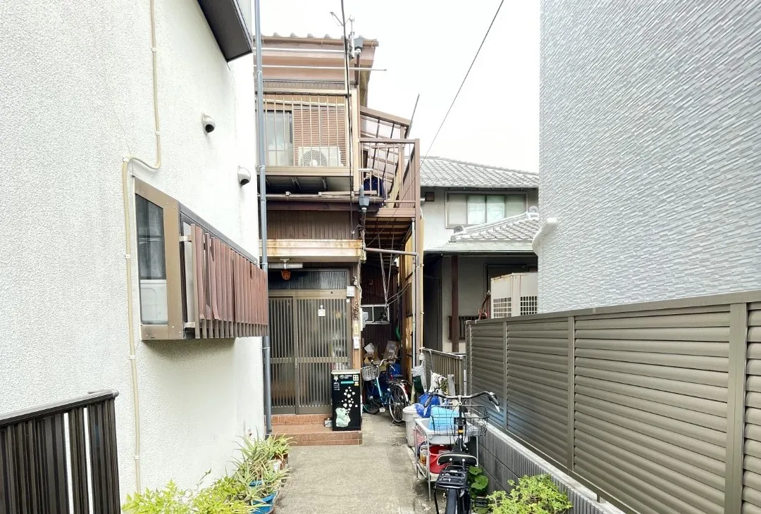 東京都足立区神明南1丁目 5K 2100万円の外観写真